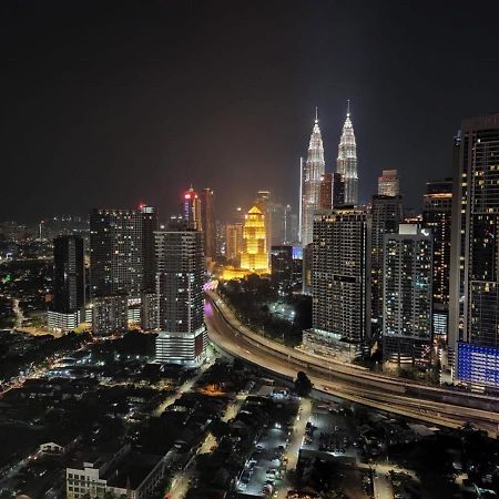 Colony Residence Klcc By Homebrickz Kuala Lumpur Exterior foto